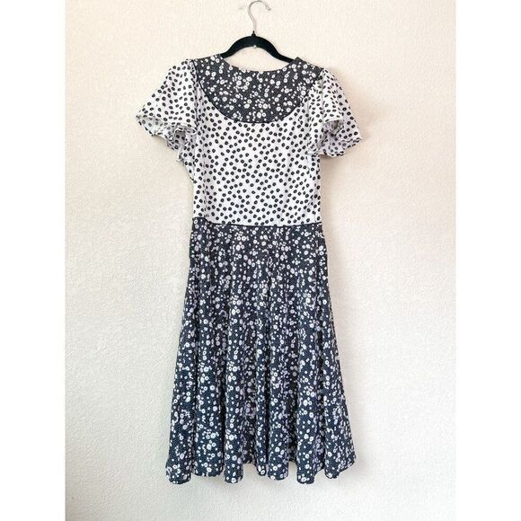 NWT! ModCloth Black and White Micro Floral Dress Size 4 - Picture 7 of 9